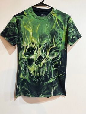 Y2K Skull Green Flame Graphic Tee Social Media Size Small